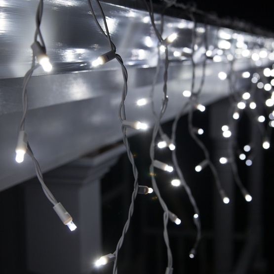 70 5mm Cool White LED Icicle Lights