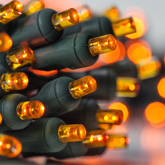 20 Amber Battery Operated 5mm LED Christmas Lights, Green Wire