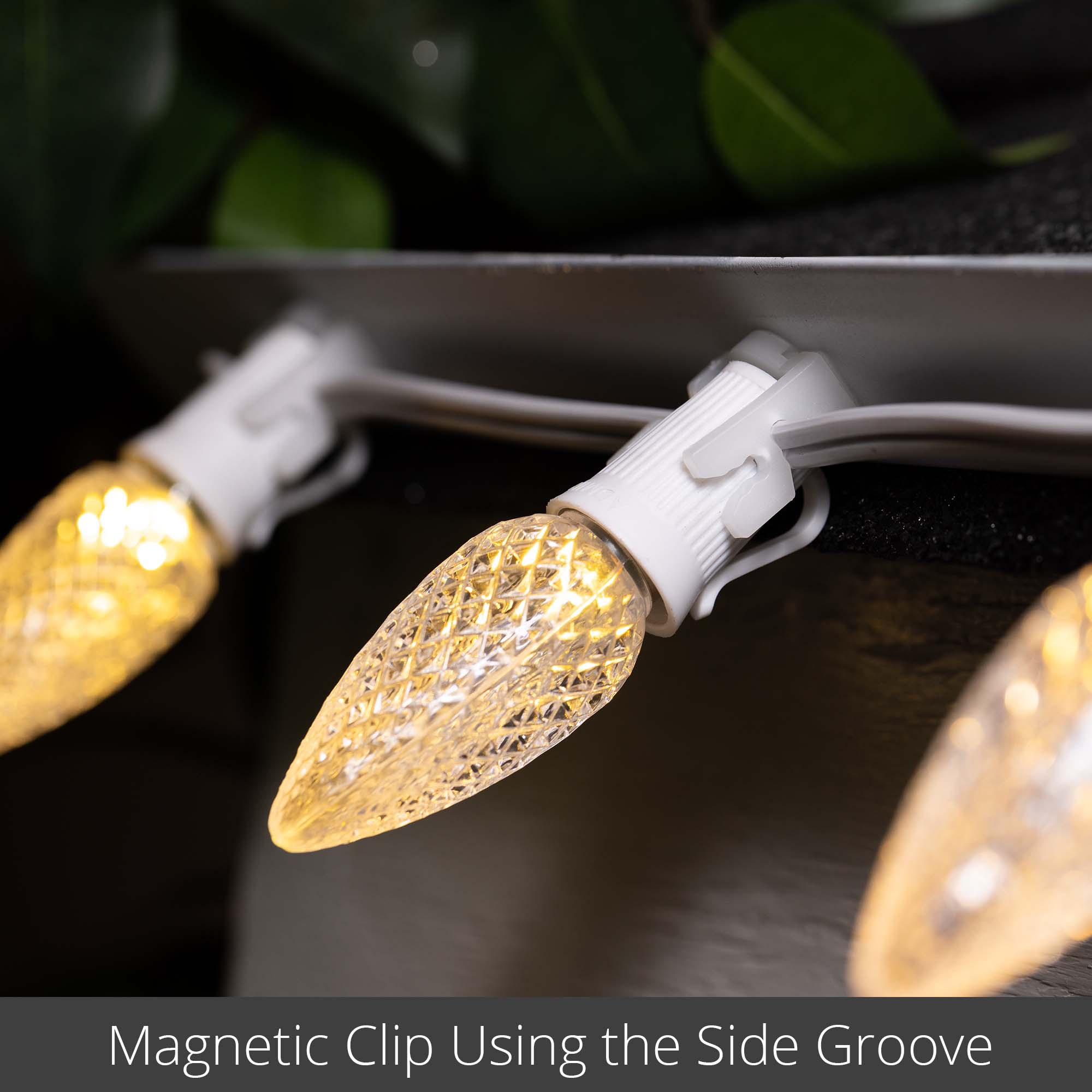 Magnetic C9 Christmas Light Clip