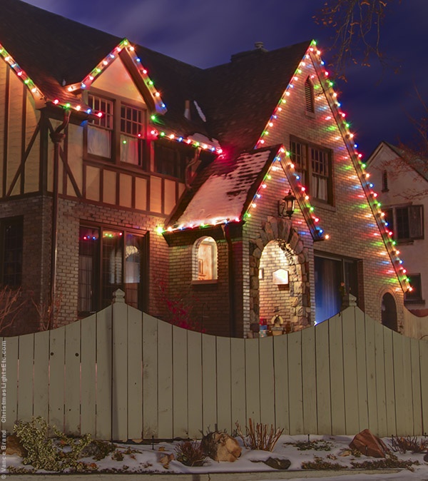 Multicolor Christmas Lights Roofline