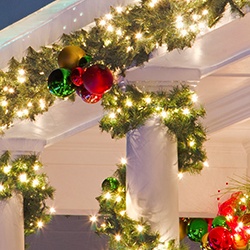 Christmas Wreaths & Garland
